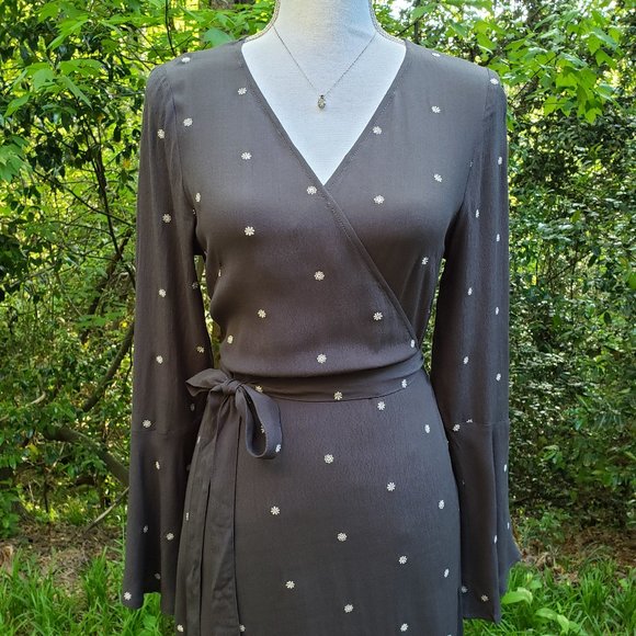 CHARLI Embroidered Crepe Wrap Dress in Gray Size 10 - Picture 10 of 15